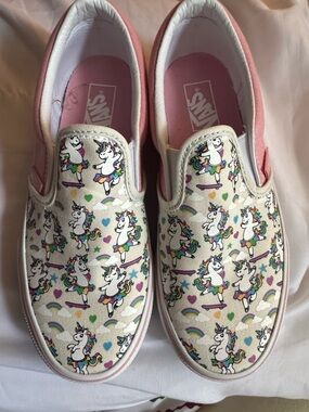 Girls Classic Slip On Vans Unicorn